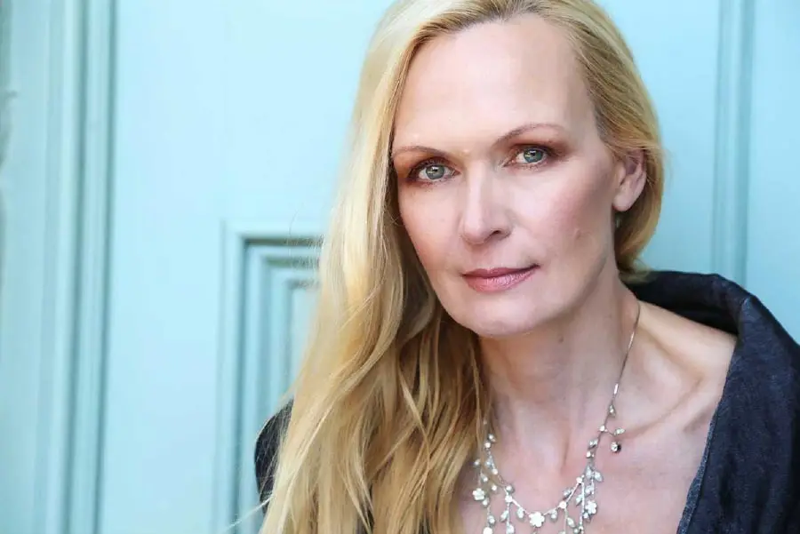Fiona Tanner Baldwin, Oyster Opera – Photo by Frances Marshall